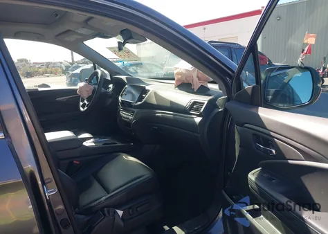 2024 Honda Ridgeline Rtl z USA, uszkodzony, nr VIN 5FPYK3F53RB021223